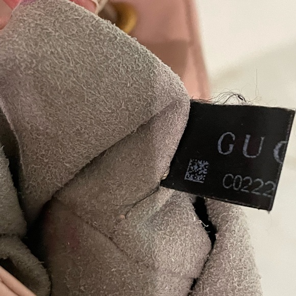 Gucci Marmont Bucket - Picture 9 of 12